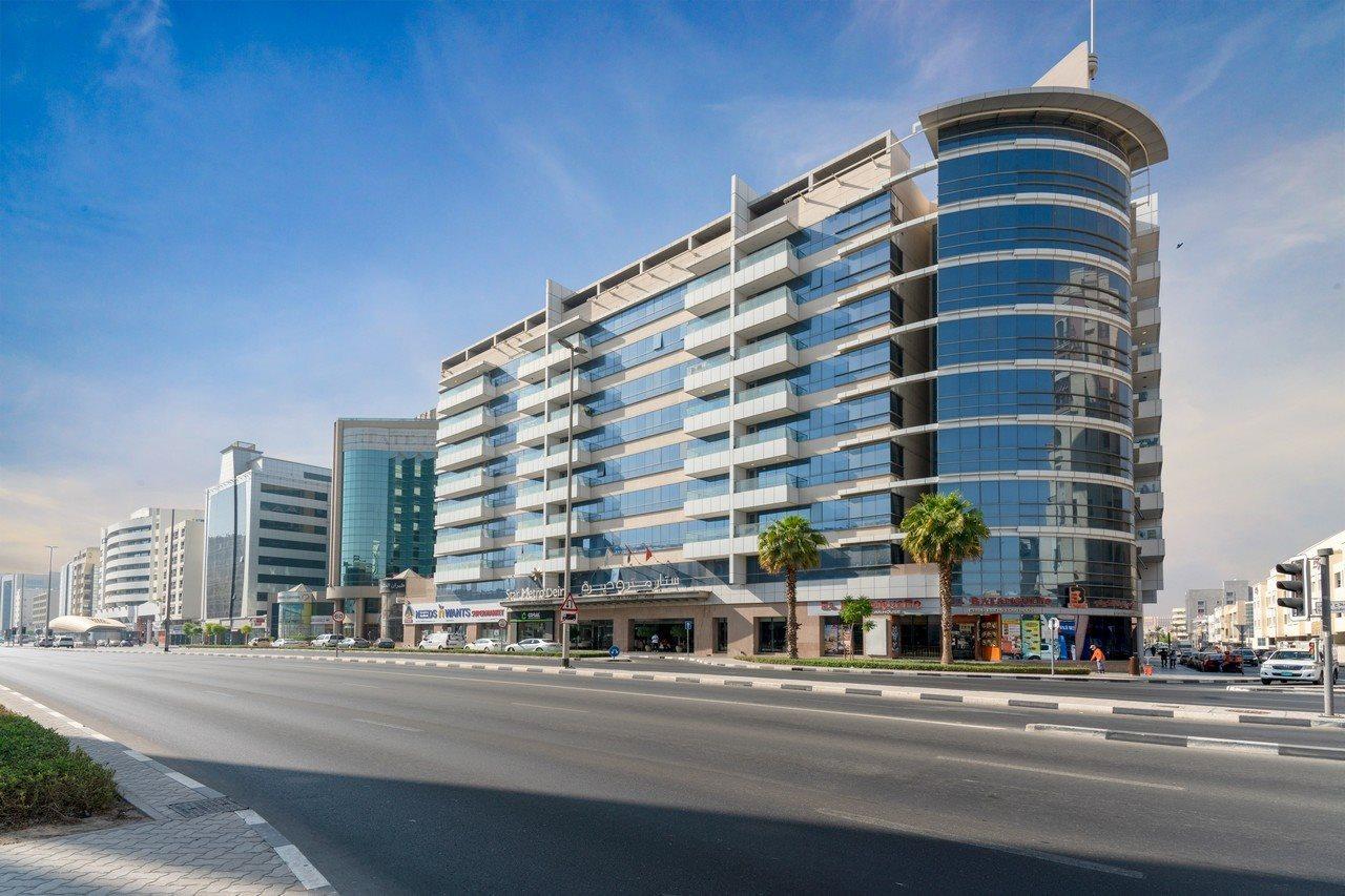 Star Metro Deira Hotel Apartments Dubái Exterior foto
